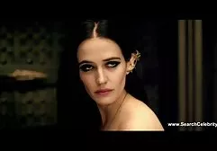 این دختر حرکات تند و سریع، نشسته روی میز فیلمهای سکسی رایگان شیشه ای راحت است