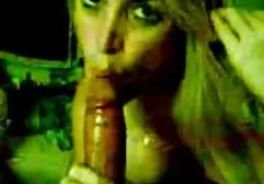 لعنتی Saleswoman با خریدار در فیلمهای سکسی فامیلی اتاق قفل
