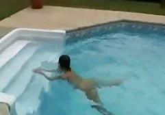 شخص ساده و معصوم در مورد فیلمهای سینمای سکسی ریخته گری کاملا بمکد